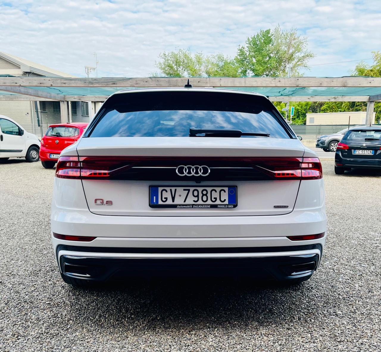 Audi Q8 50 TDI 286 CV quattro tiptronic Sport