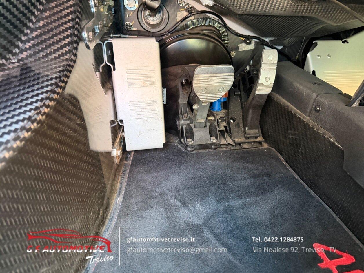Alfa Romeo 4C Coupe 1750 tbi 240cv tct E6