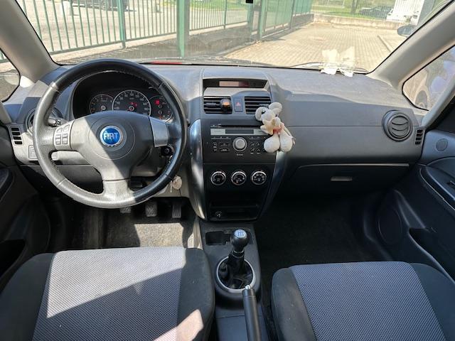 Fiat Sedici 1.6 16v Emotion 4x4 107cv