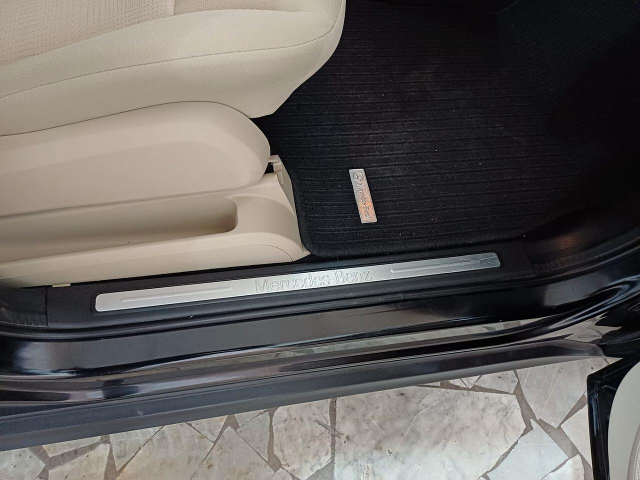 Mercedes Classe A 160 1.5 benzina - 2012