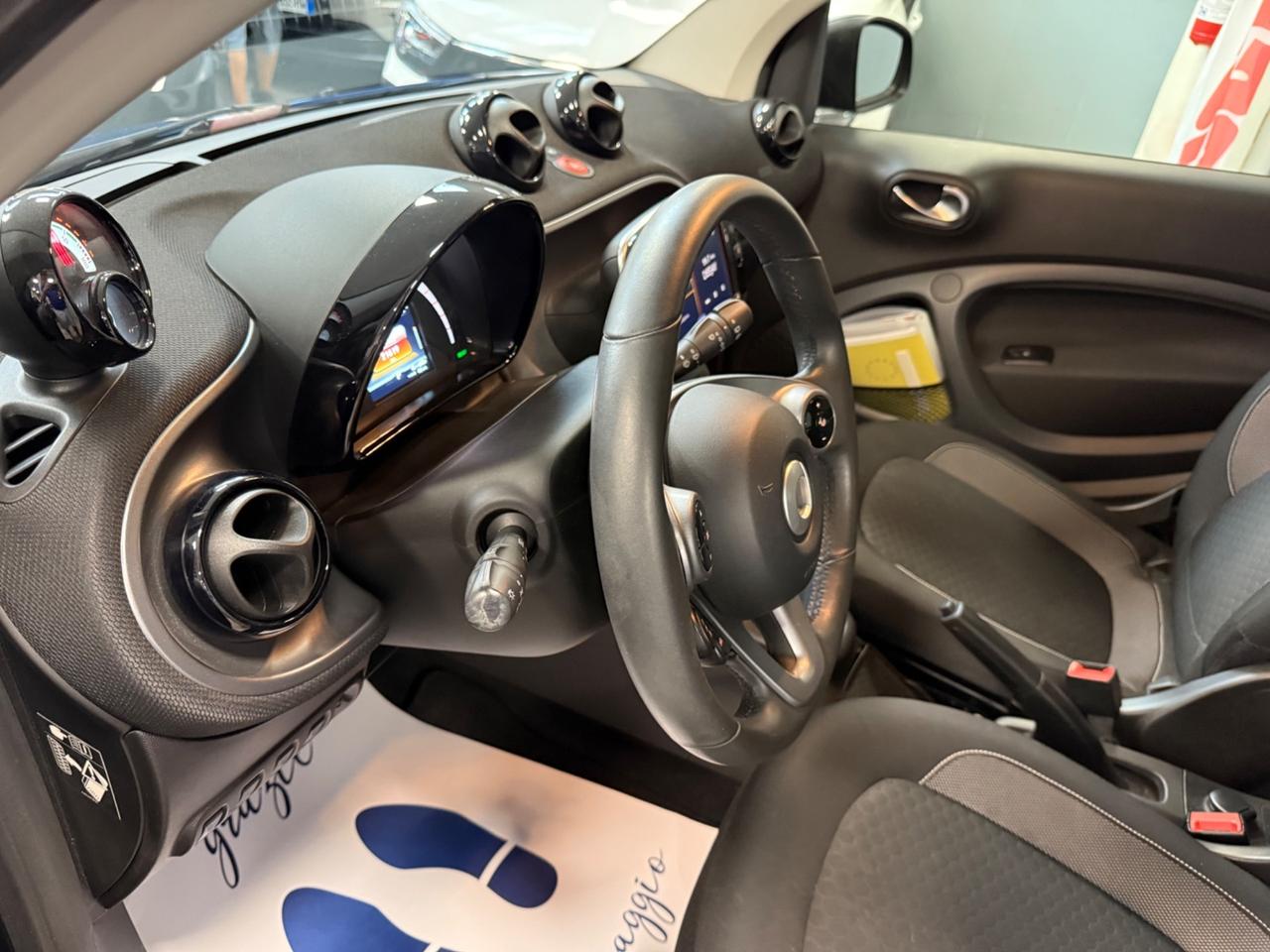Smart ForTwo EQ Racingrey (41KW)