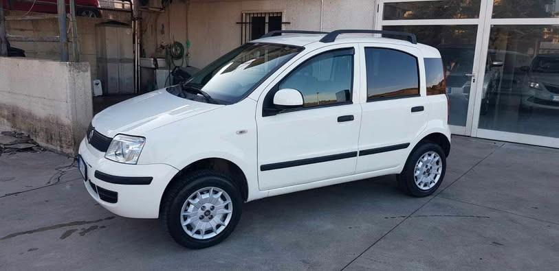 Fiat Panda 1.2 4x4 Climbing GPL