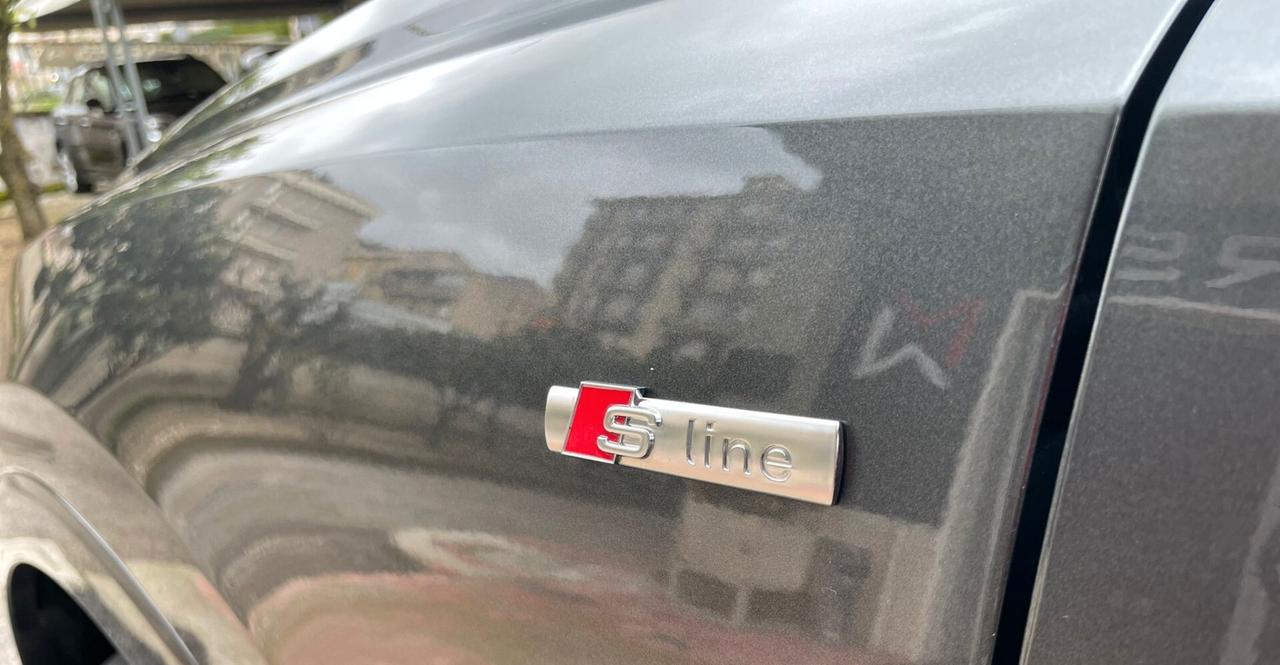 Audi Q3 SPB 35 2.0 150CV Identity Black 2025 IVA