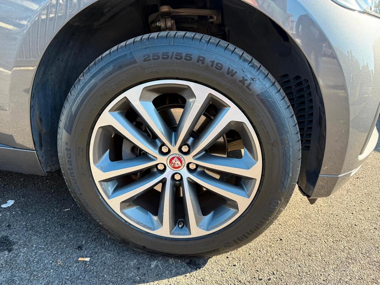 Jaguar F-Pace 2.0 D 180 CV AWD R-Sport - Automatica - TUTTO INCLUSO - FINANZIABILE