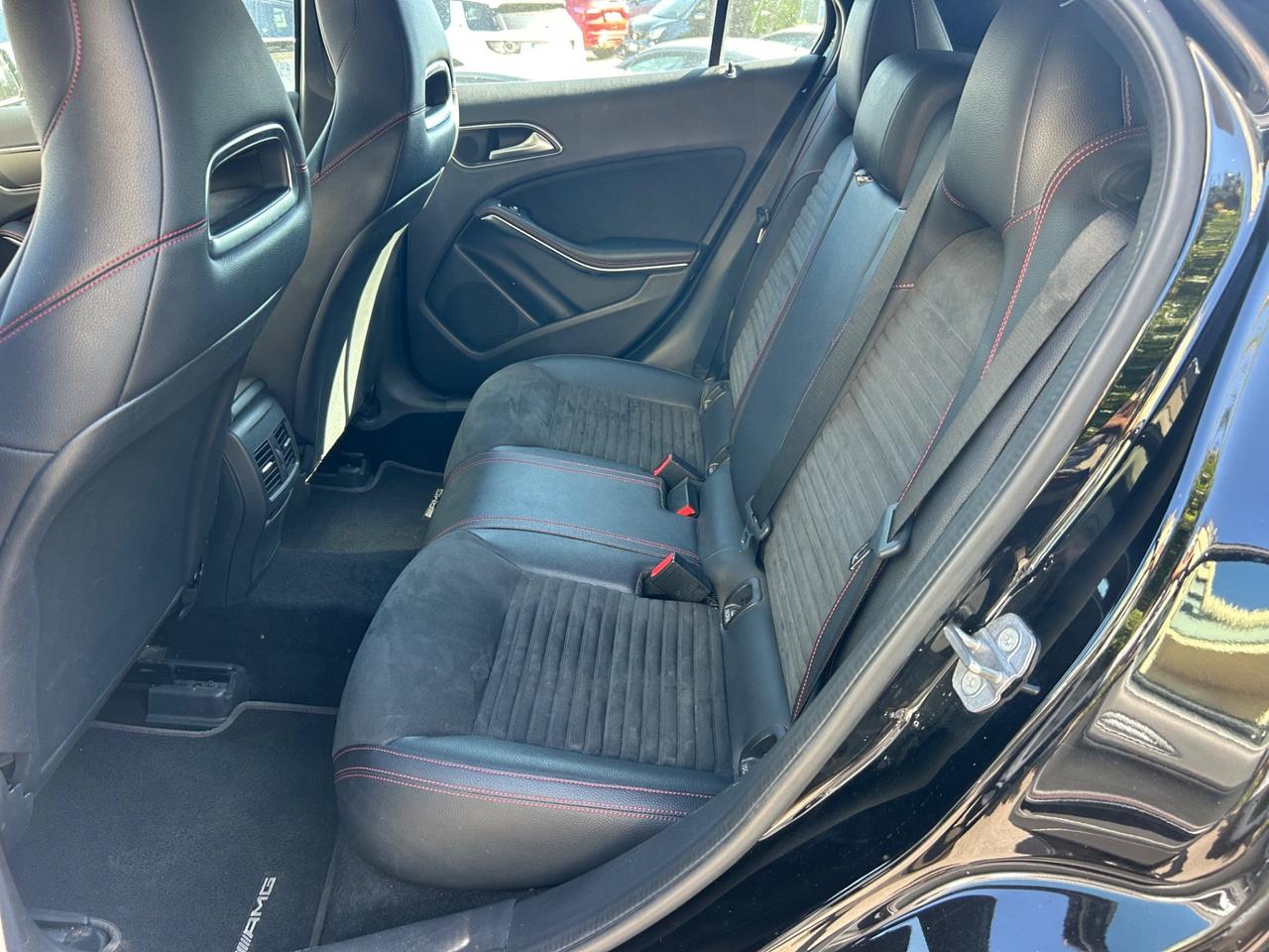 Mercedes-benz GLA 200 d Automatic 4Matic Premium