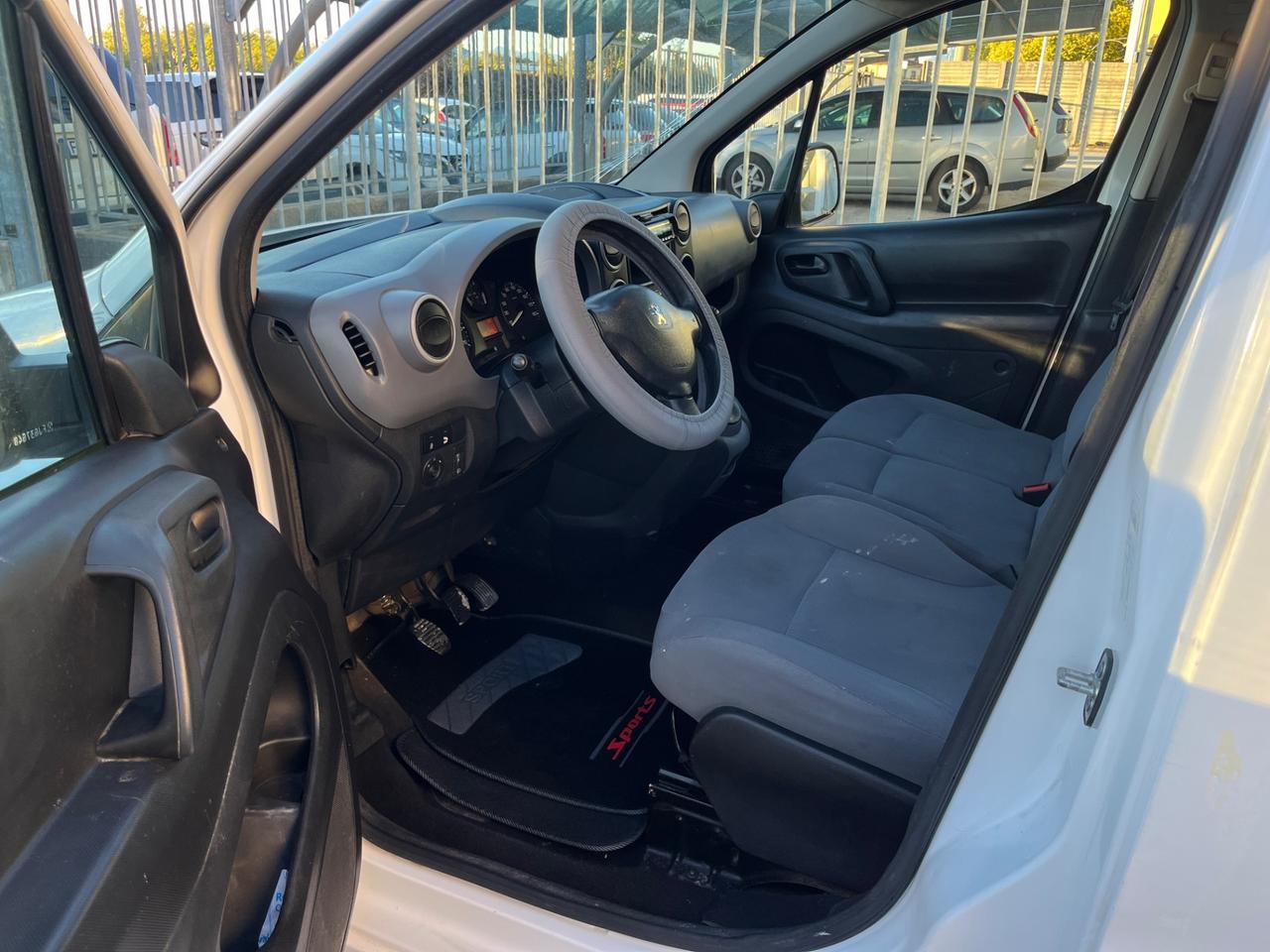 Peugeot Partner 1.6 HDi 90CV 3 posti IVA INCLUSA