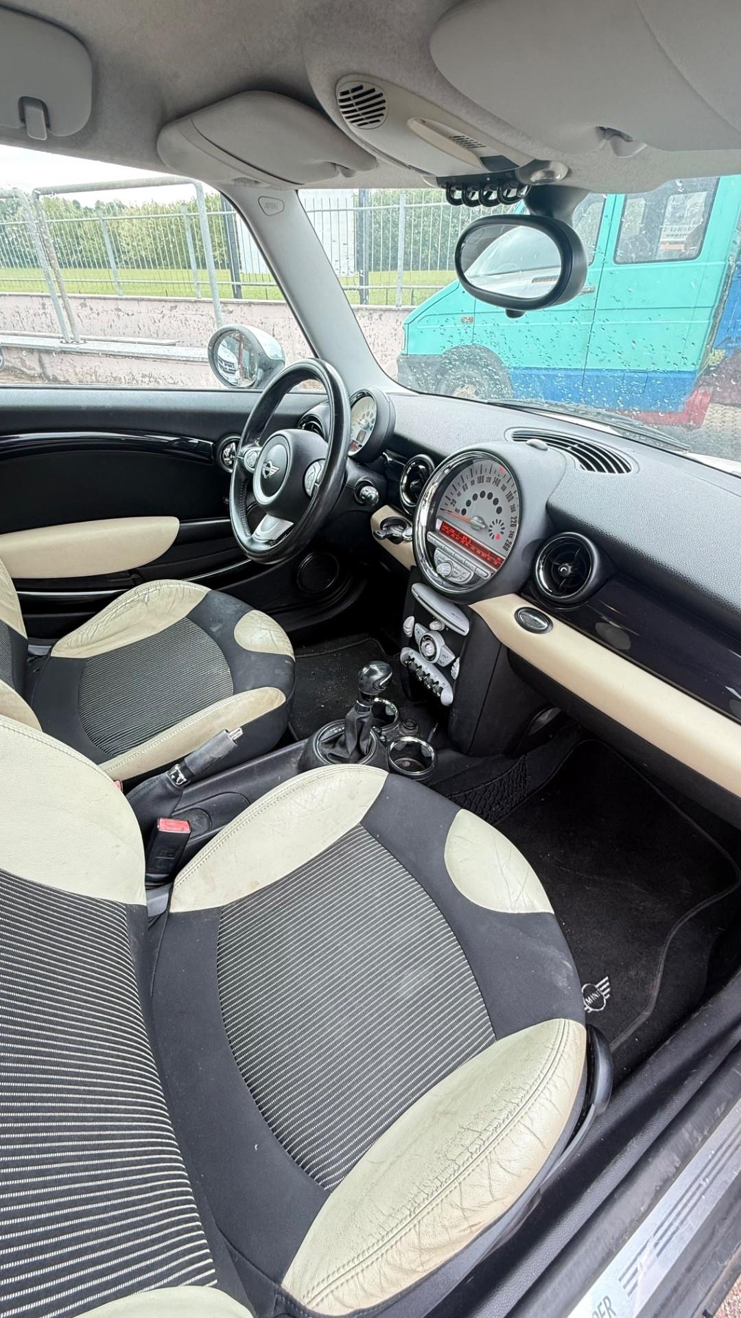 MINI COOPER BENZINA 2011 EURO 5