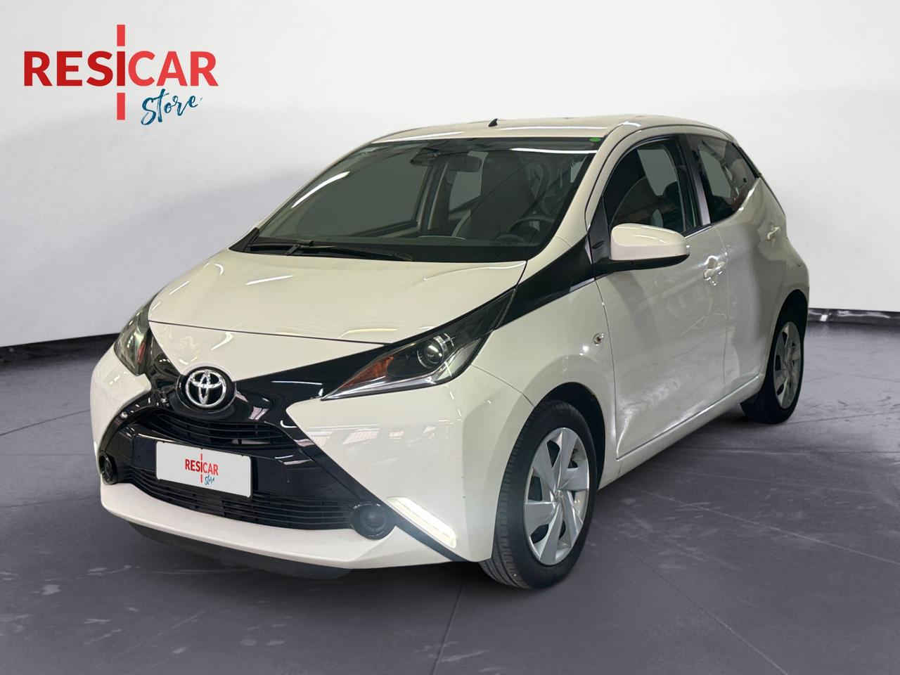 TOYOTA Aygo 5p 1.0 x-cool IDONEA NEOPATENTATO