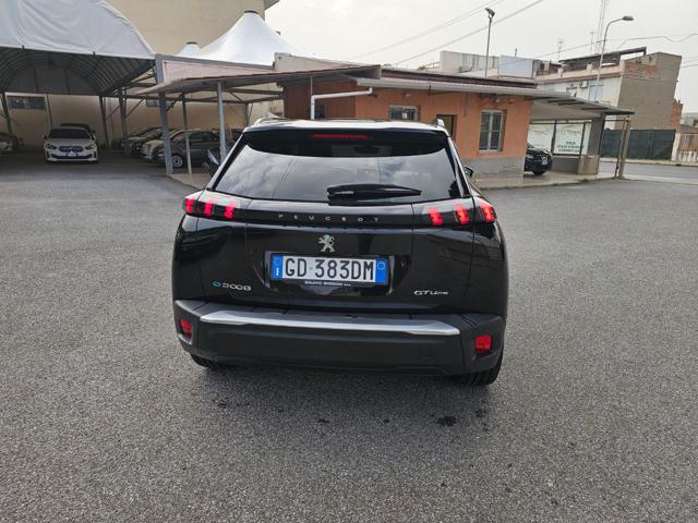 PEUGEOT 2008 motore elettrico 136 CV GT