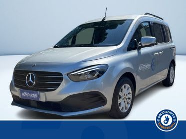 Mercedes-Benz Classe T 180 d AT