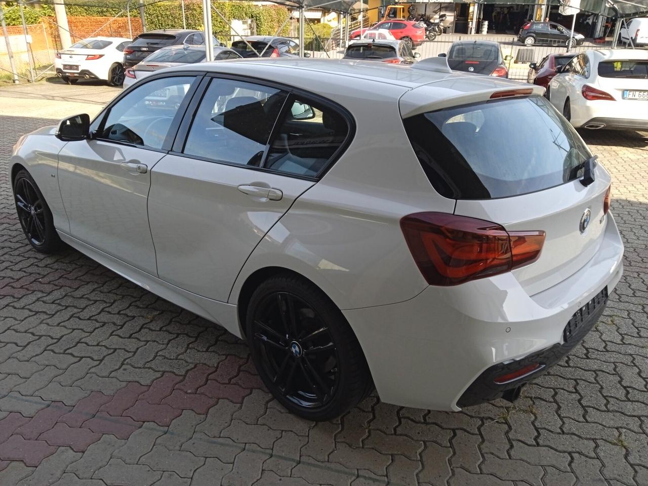 Bmw 118 M SPORT LED 18" SENS PARK PACK BLACK CRUISE CONTROL SEDILI RISCALDATI PRONTA CONSEGNA