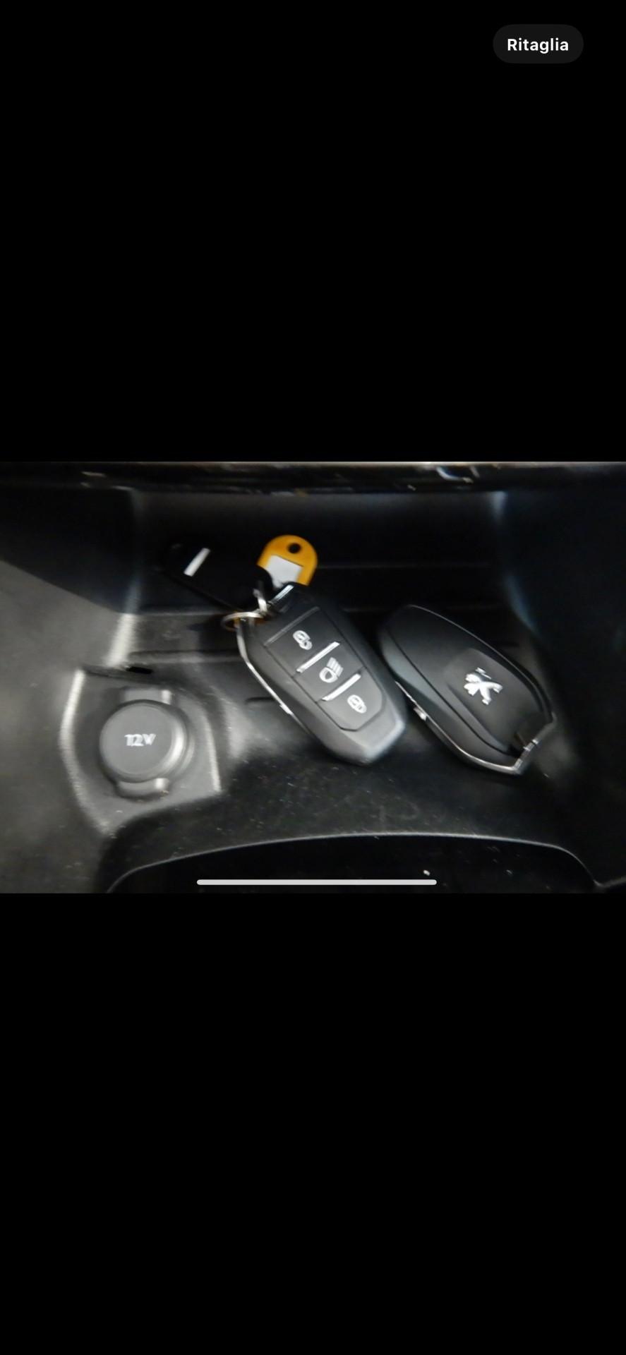 Peugeot 2008 BlueHDi 110 S&S Allure Pack IVA ESPOSTA UNICO PROPRIETARIO