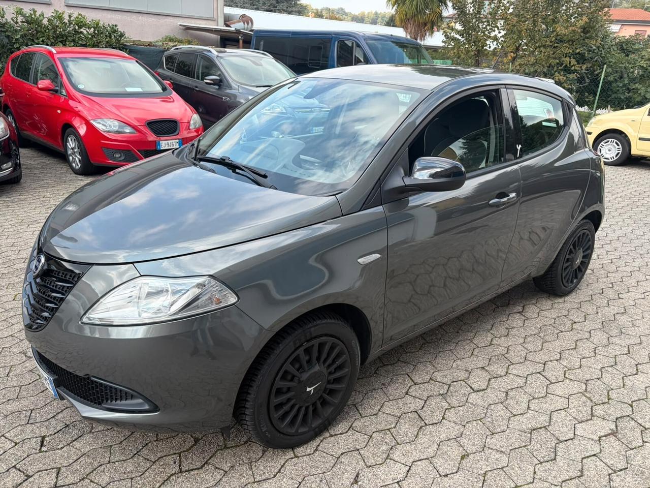 Lancia Ypsilon 1.2 69 CV 5 porte Gold*EURO6*NEOPATENTATI