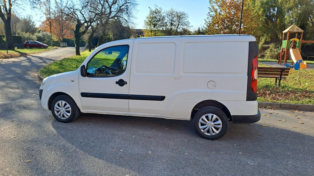 Fiat Doblò LUNGO MAXI -