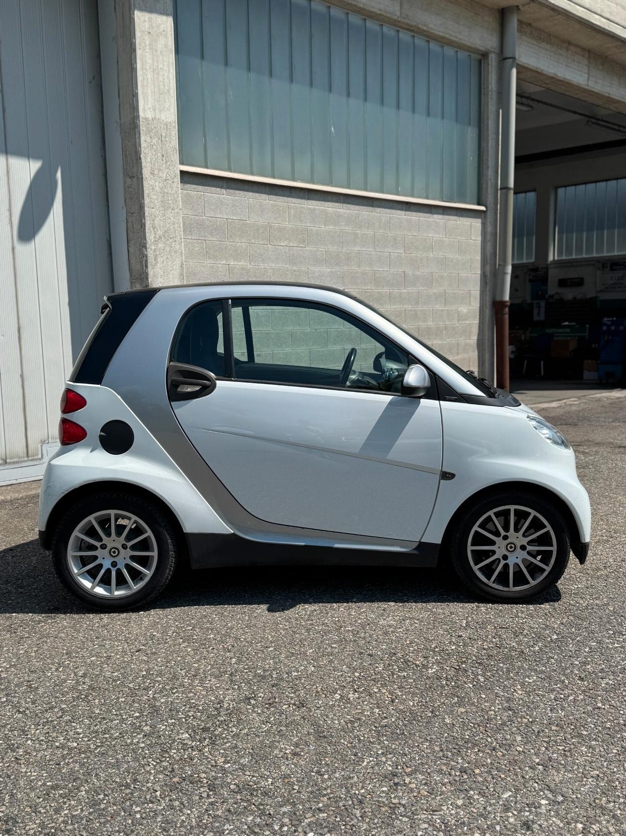 Smart ForTwo 1.0 Benz. 52kW Automatica *34.000 km*