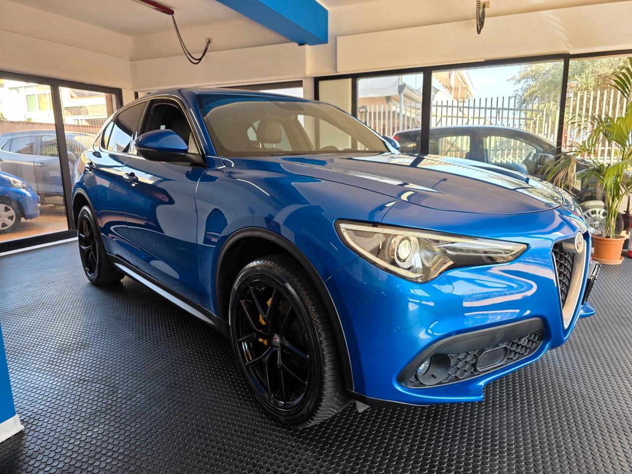Alfa Romeo Stelvio 2.2 210cv Q4 blu misano 2018 FINANZIABILE