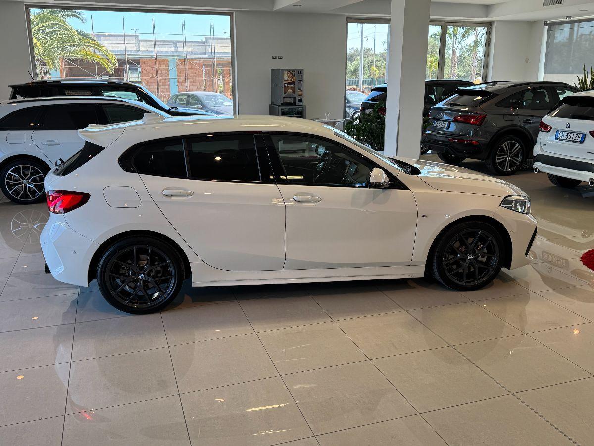 BMW Serie 1 118d M Sport Black Cromo Solo 90.000km