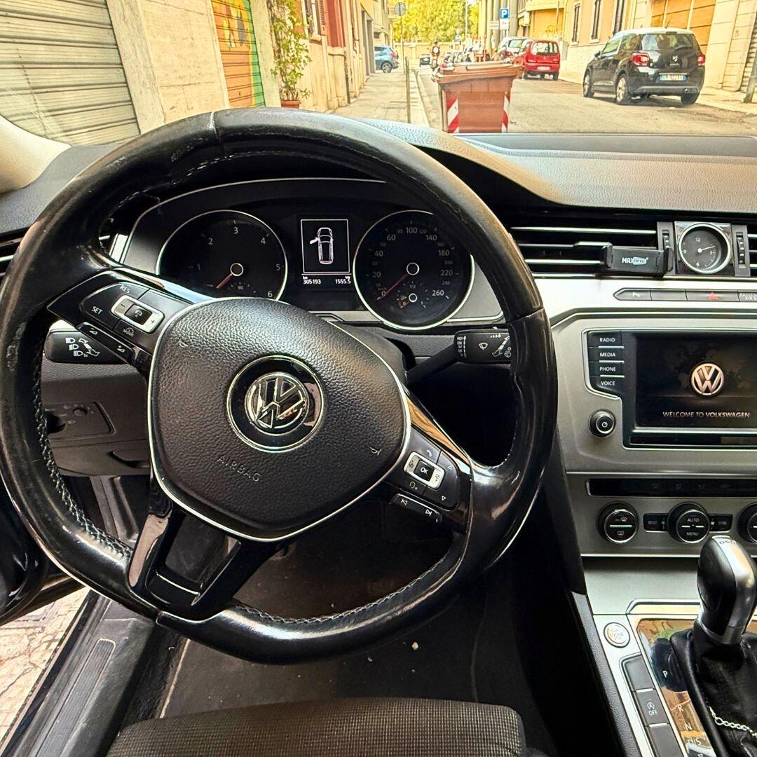 Volkswagen Passat Variant 1.6 TDI SCR DSG Business BMT