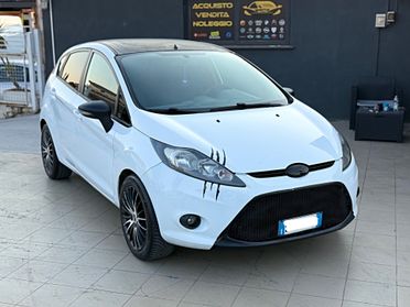 Ford Fiesta 1.4 TDCi 68CV 5 porte Titanium Garanzia 12 Mesi