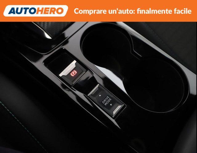 PEUGEOT 2008 BlueHDi 130 EAT8 Allure