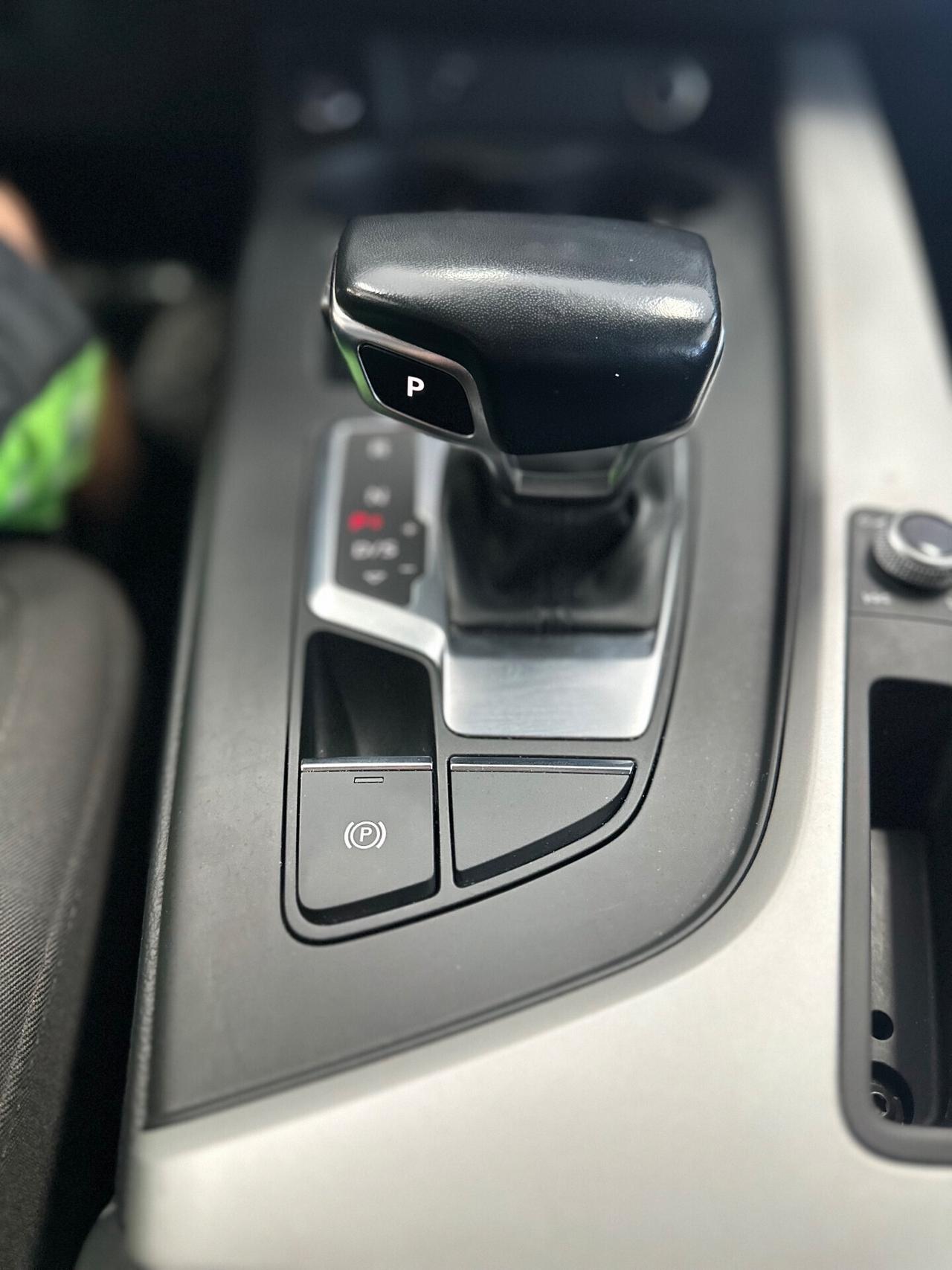 Audi A4 2.0 40 TDI 204cv 2022