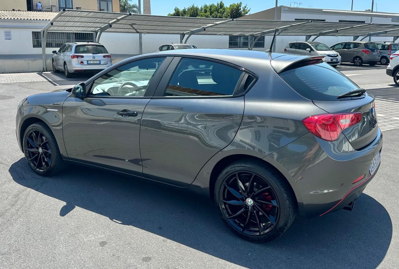 Alfa Romeo Giulietta 2.0 JTDm-2 150 CV allestimenti sportiva quadrifoglio
