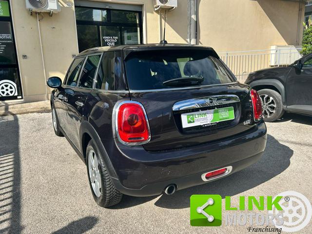 MINI One 5 PORTE PER NEOPATENTATI