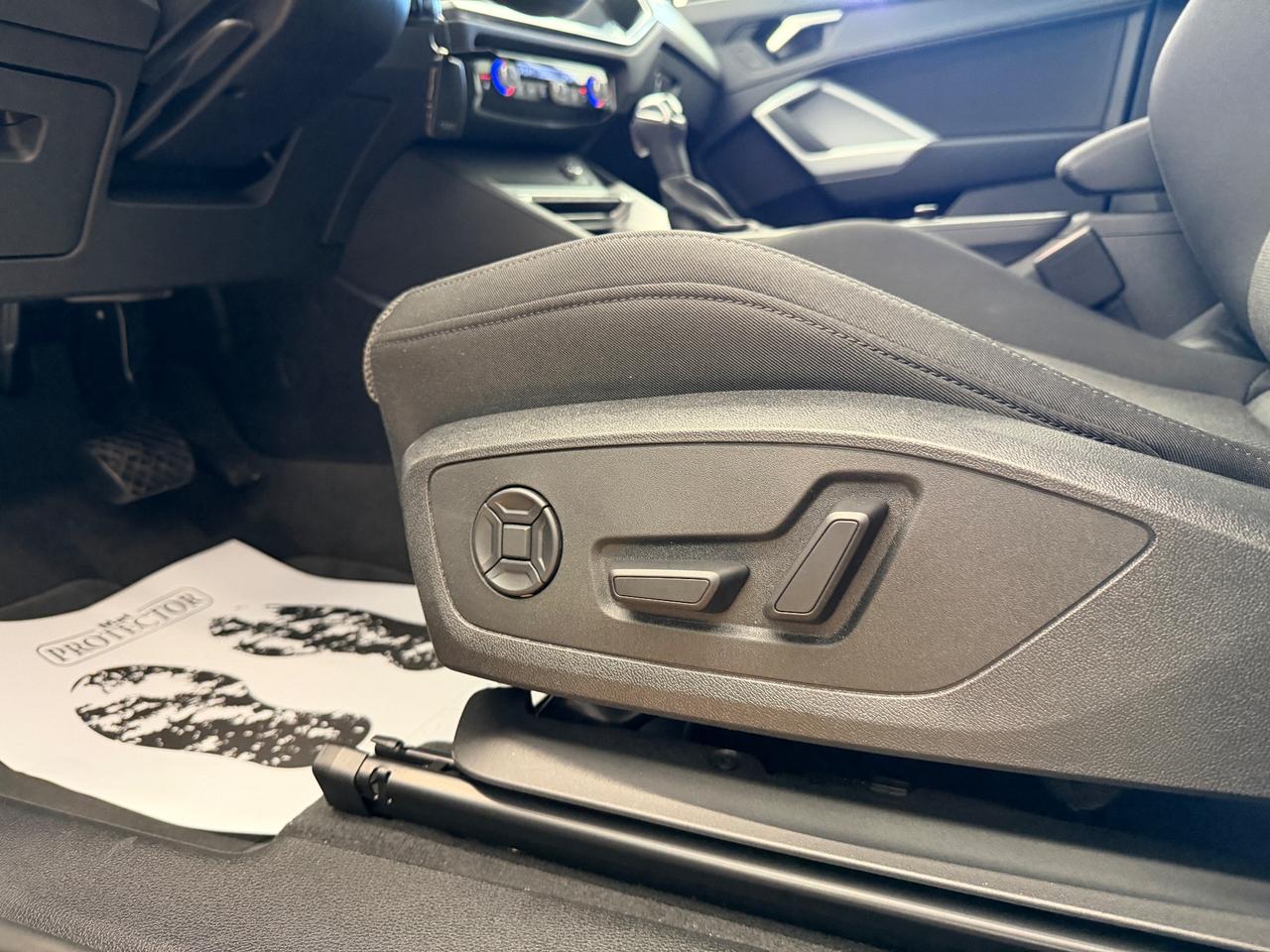 Audi Q3 35 TDI - SPORTBACK S-LINE EDITION