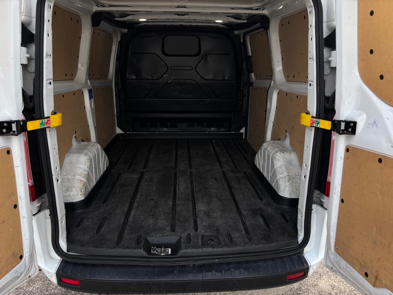 Ford transit 2.0 Diesel - ibrida 2021. Garanzia 12mesi