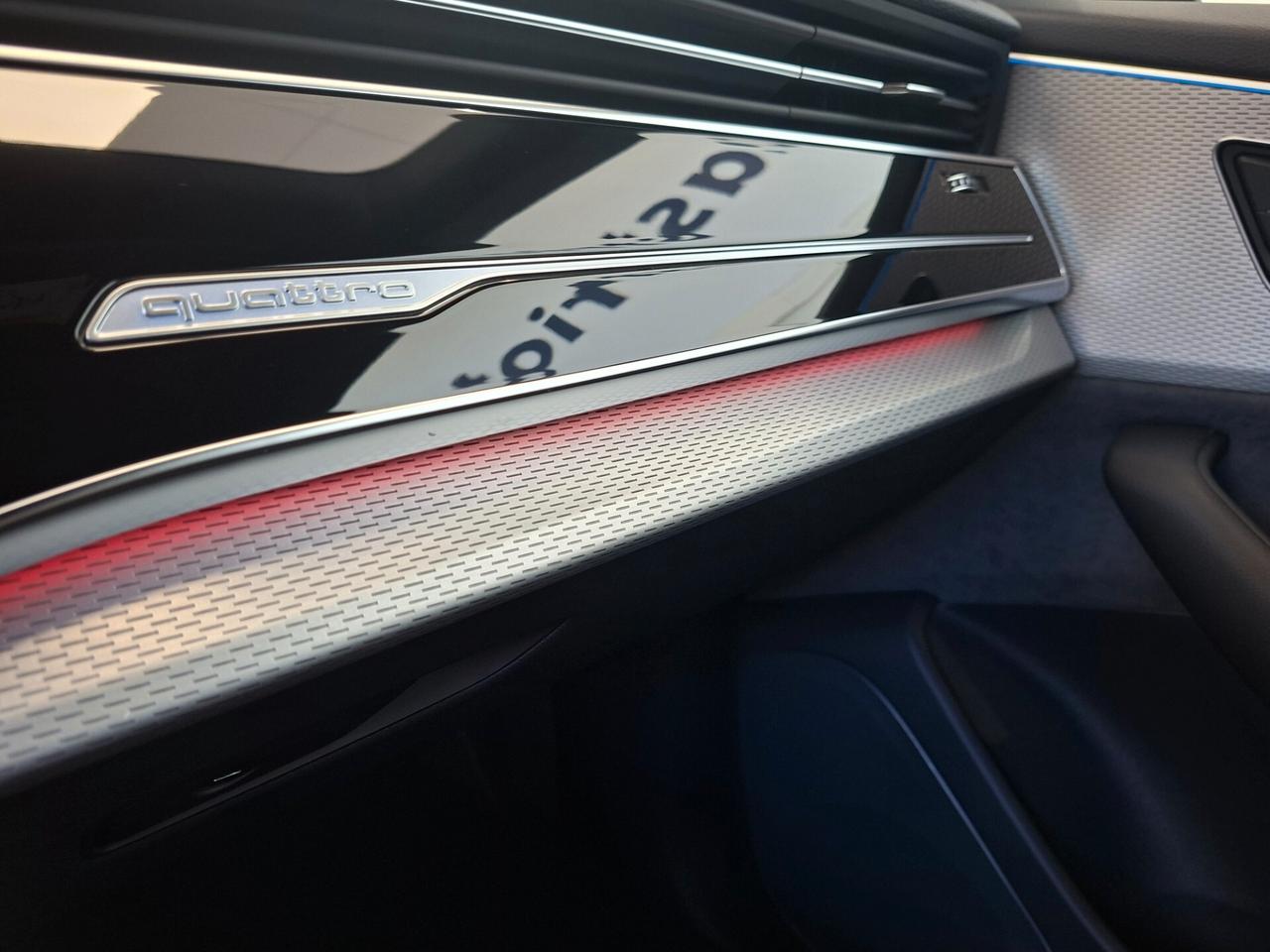 Audi Q8 NUOVO MODELLO SUV 50 TDI 286 CV quattro tiptronic S line edition