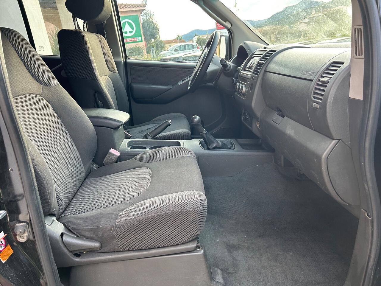 Nissan Navara 2.5 dCi 4 porte Double Cab XE