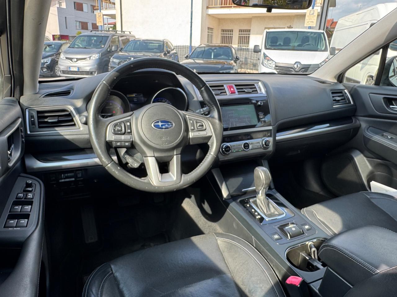 Subaru OUTBACK 2.0D Lineartronic Exclusive