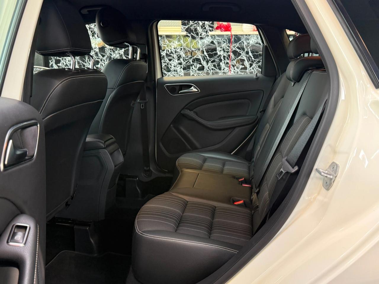 Mercedes-benz B 180 CDI BlueEFFICIENCY Premium