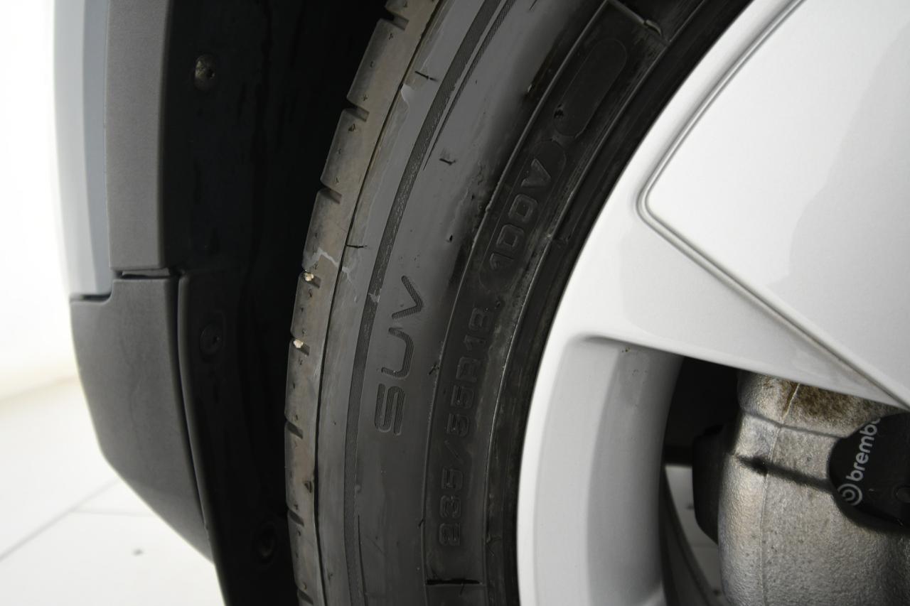 VOLVO XC40 2.0 d4 Momentum awd geartronic PELLE+LED+C19"