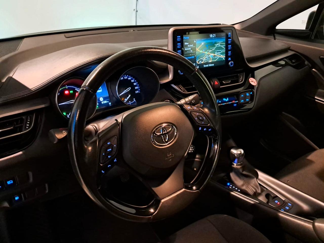Toyota C-HR 1.8 Hybrid E-CVT Business