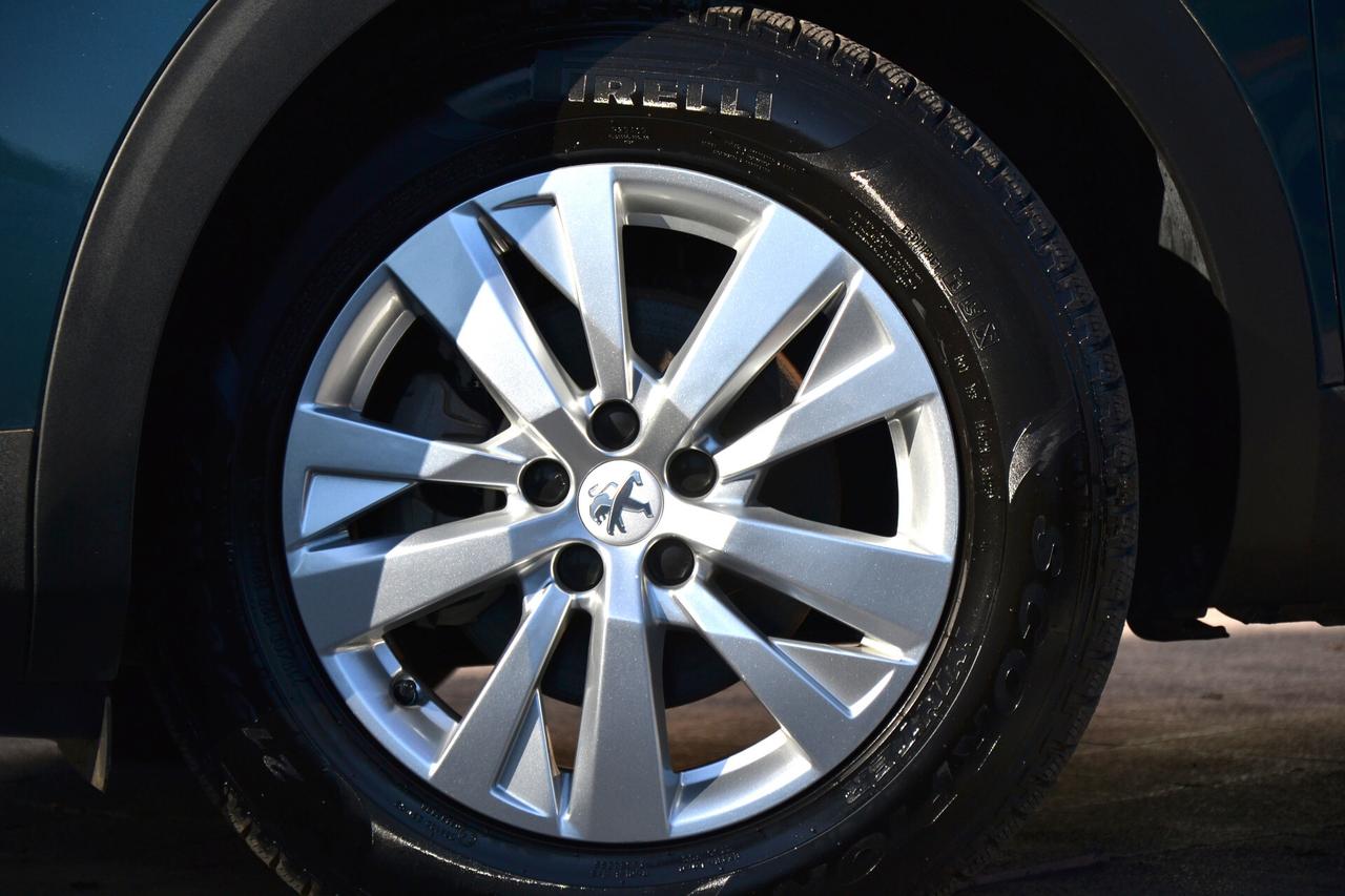 Peugeot 5008 1.5 HDi 130CV EAT8 7 POSTI **KM10000*PREZZO VERO*