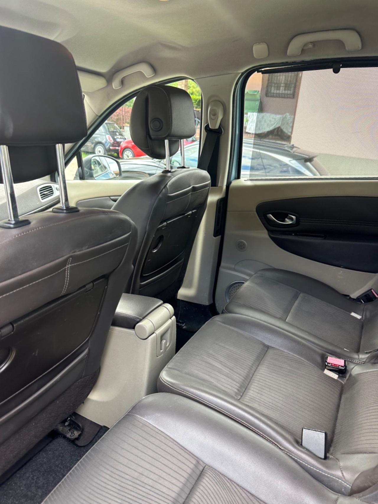 Renault SCENIC X-Mod 1.5 dCi 110CV DYNAMIQUE KMCERT
