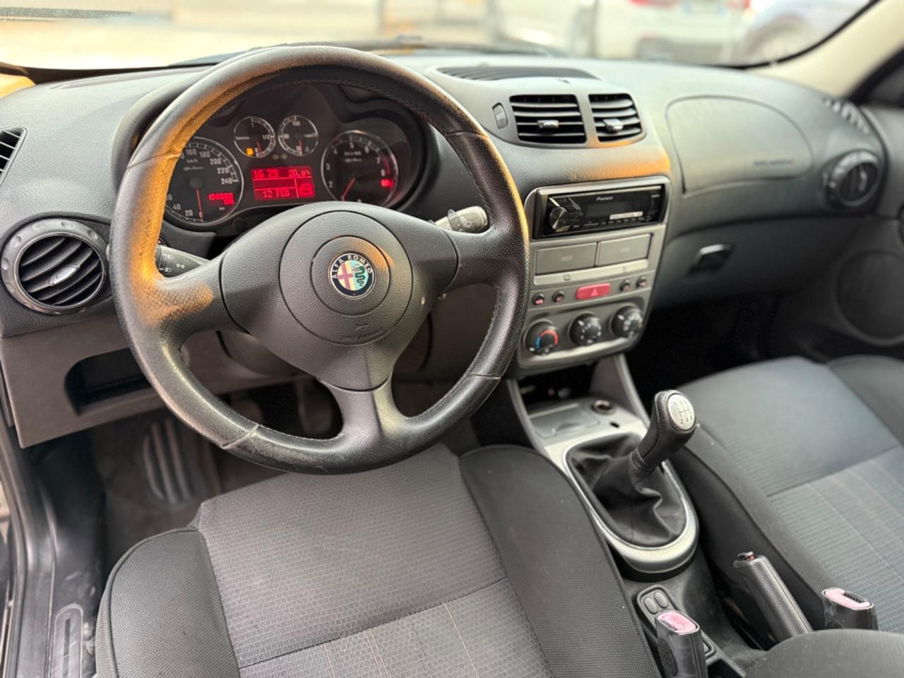 Alfa Romeo 147 1.6 16V TS 3 porte Black Line Euro4
