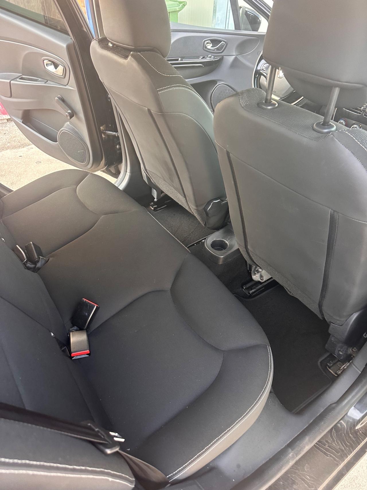 Renault Clio 1.2 Benz 75CV 5 porte Live NAVIG