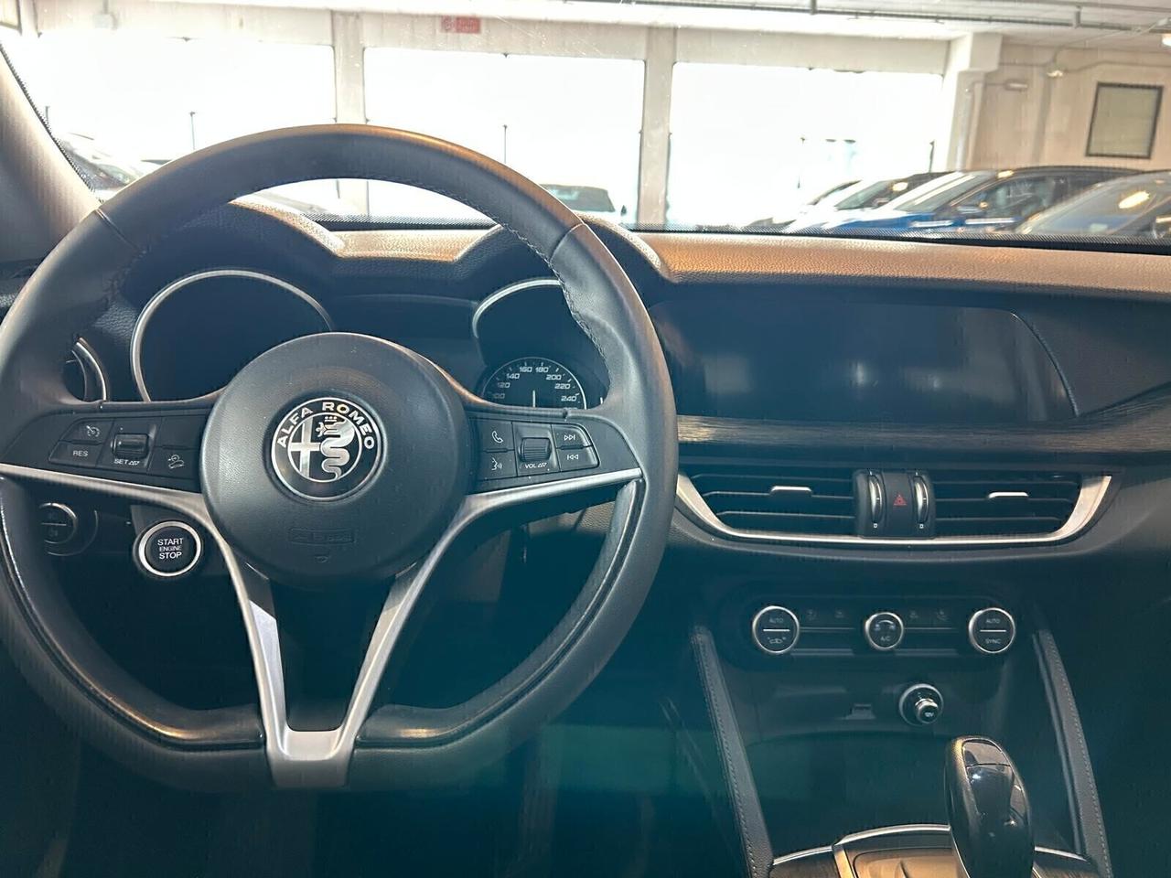 Alfa Romeo Stelvio EXECUTIVE 2.2 Turbodiesel AT8 Q4 SPOTICAR