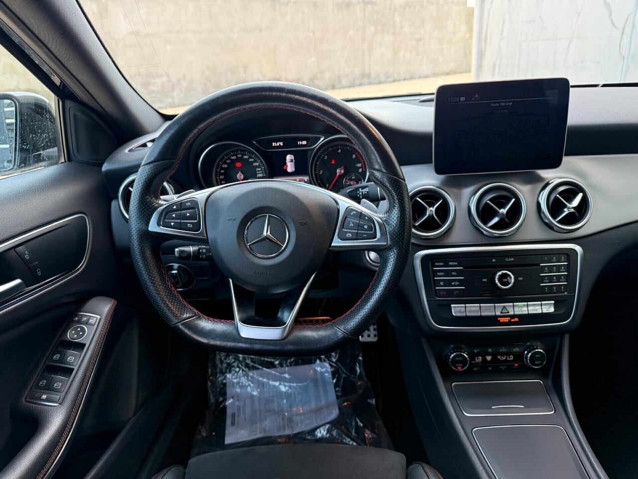 Mercedes GLA 200 d Automatic 4MATIC Premium — AMG Line