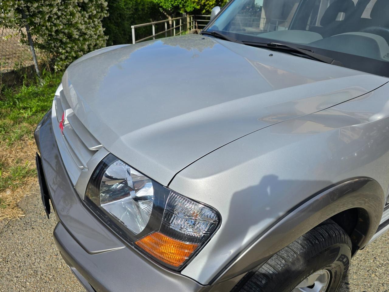 Mitsubishi Pajero 3.2 DID WAGON GLS 7 POSTI
