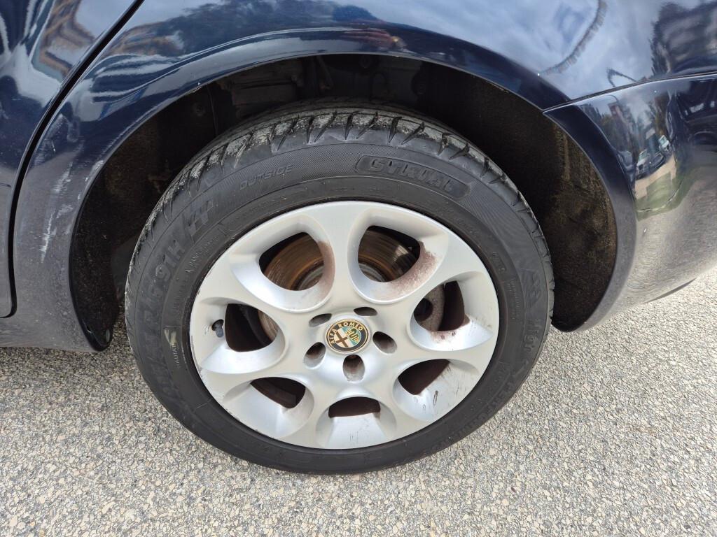 Alfa Romeo 159 1.9 JTDm 16V Sportwagon Progression