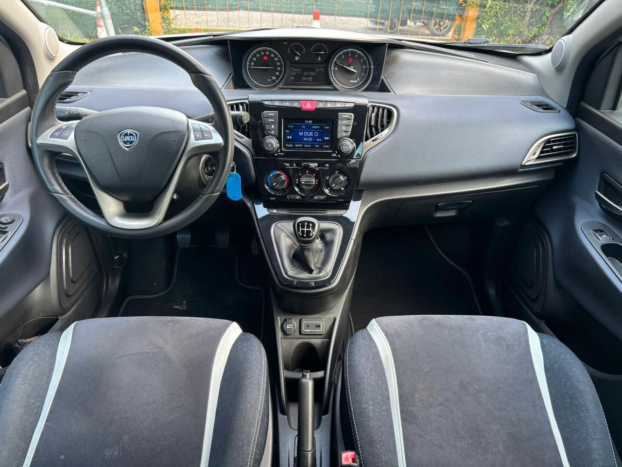 Lancia Ypsilon 1.2 69 CV 5 porte GPL Ecochic Mya OK Neopatentati