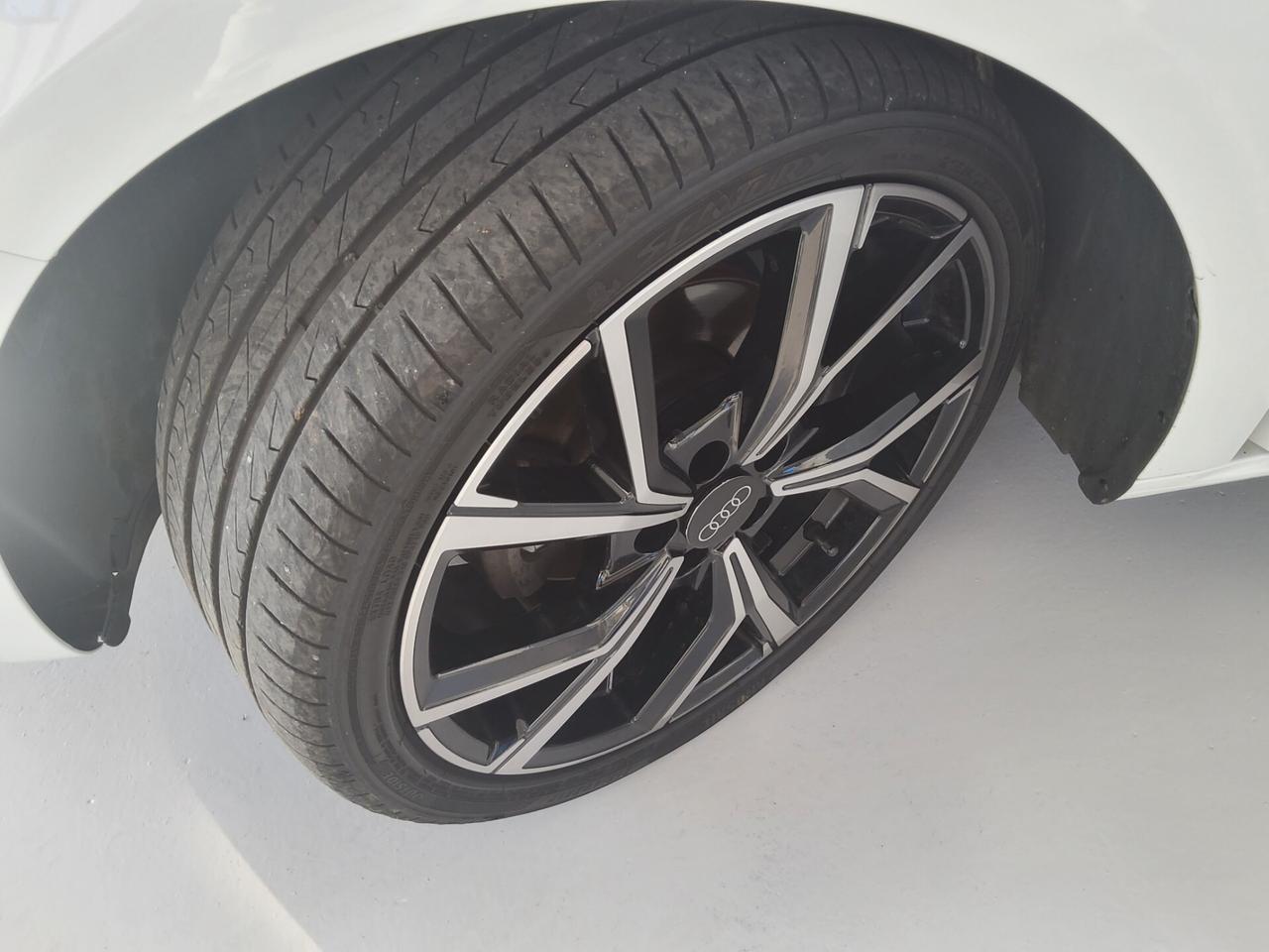 Audi A1 1.6 TDI S tronic line edition