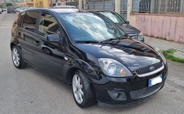 Ford Fiesta 1.2 16V 3p. Ghia