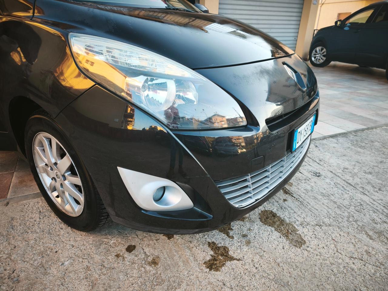 Renault Scenic Grand Scénic 7 Posti 1.9 dCi anche Noleggio