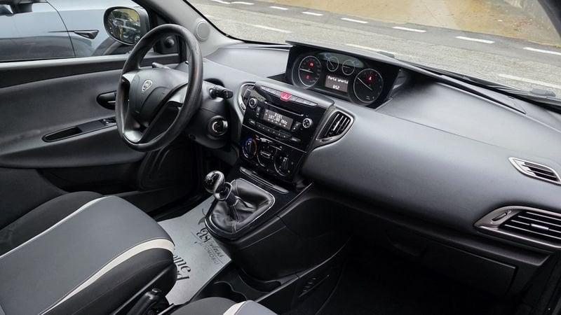 Lancia Ypsilon Ypsilon 1.2 69 CV 5 porte Elefantino GARANZIA