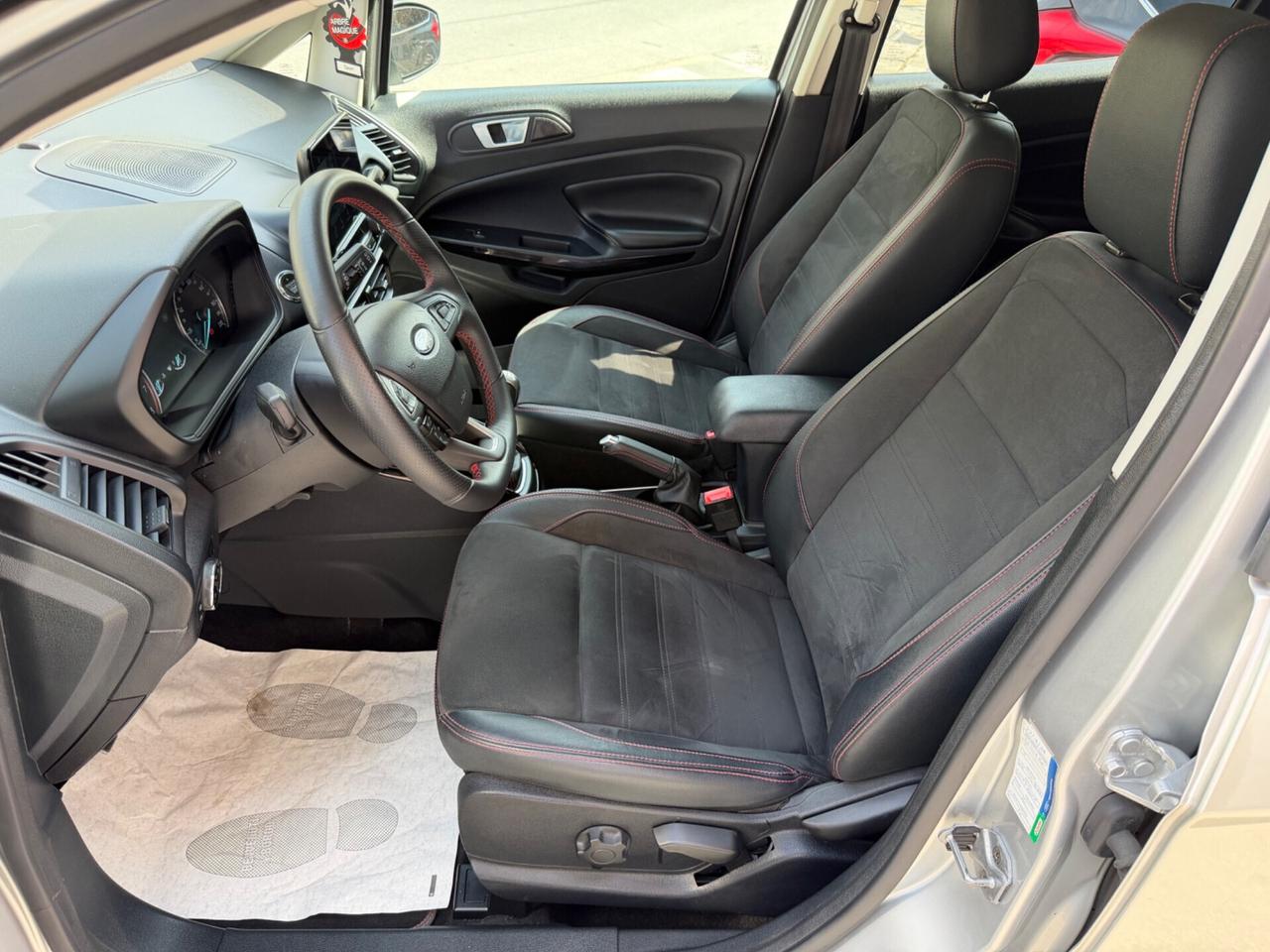 FORD ECOSPORT 1.0 ST -LINE KM 28 MILA !!!