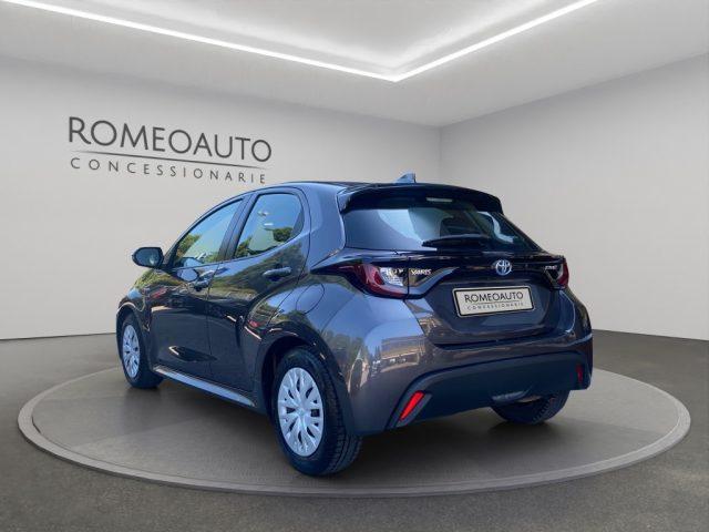 TOYOTA Yaris 1.5 Hybrid 5p Business